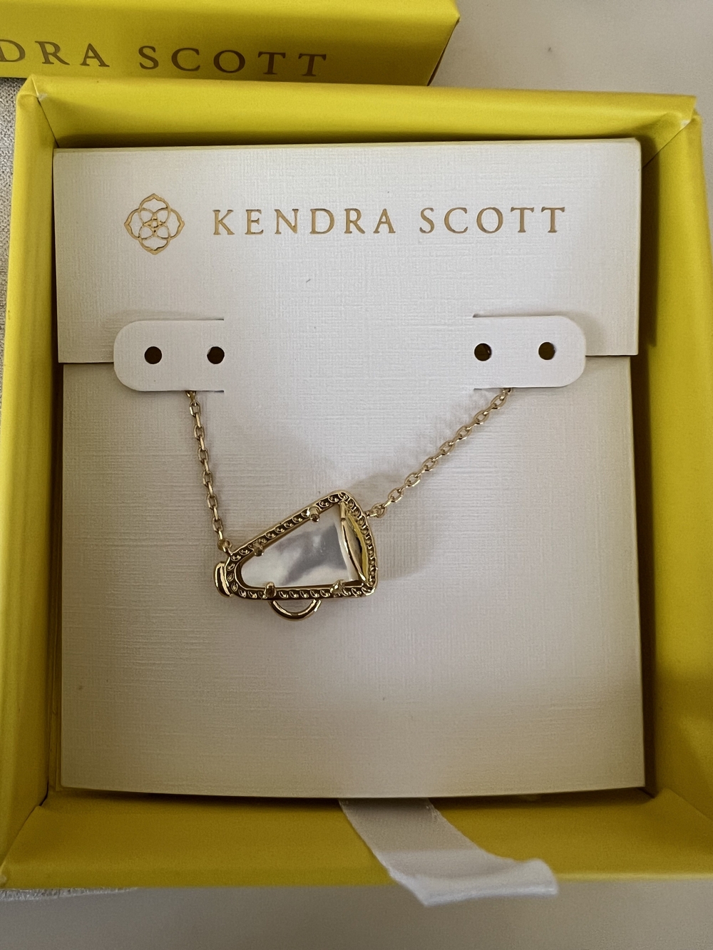Kendra Scott Gold Necklace with White Mother-of-Pearl Pendant